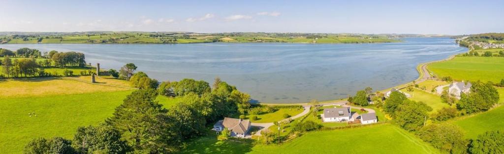 2 Bed Waterfront Property - Close To Courtmacsherry Cork Exteriér fotografie